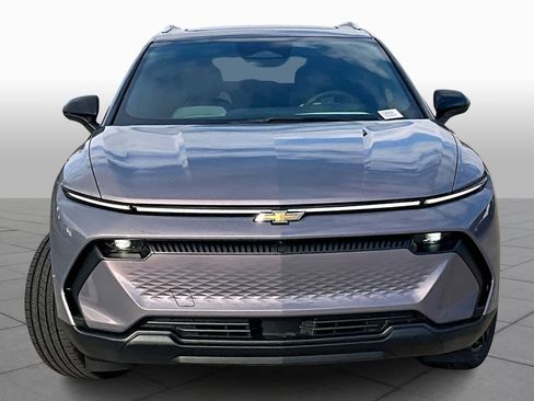 New 2026 Chevrolet Equinox EV LT image 4