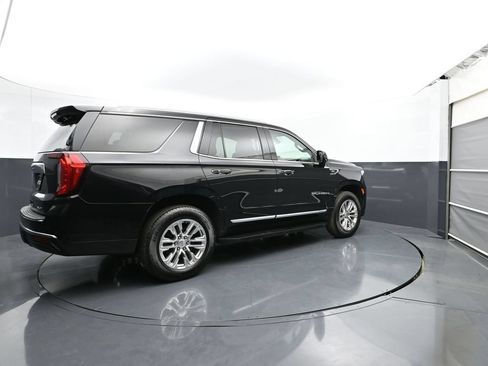 Used 2022 GMC Yukon SLT w/ SLT Premium Package AWD/4WD image 5