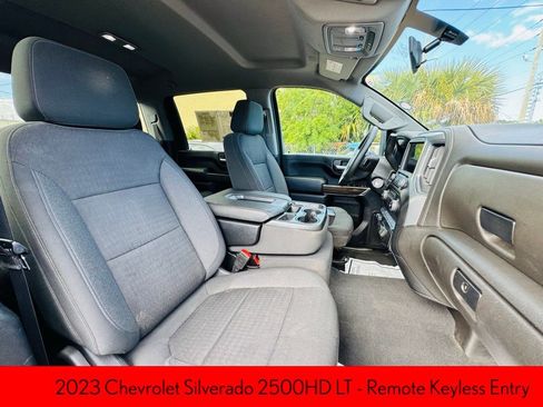 Used 2023 Chevrolet Silverado 2500 LT image 14