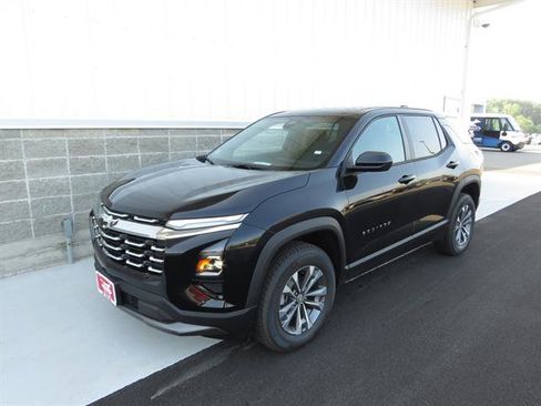 New 2026 Chevrolet Equinox LT w/ Convenience Package II image 8