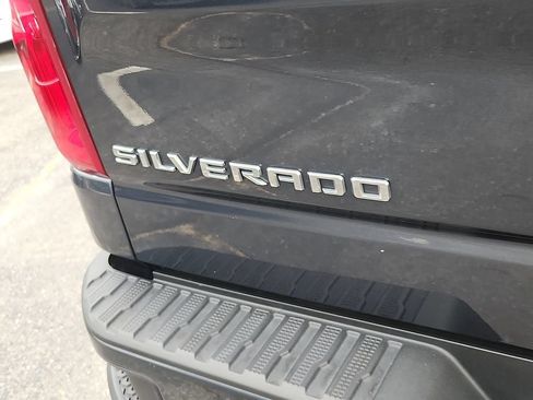 Used 2022 Chevrolet Silverado 1500 Custom AWD/4WD image 28