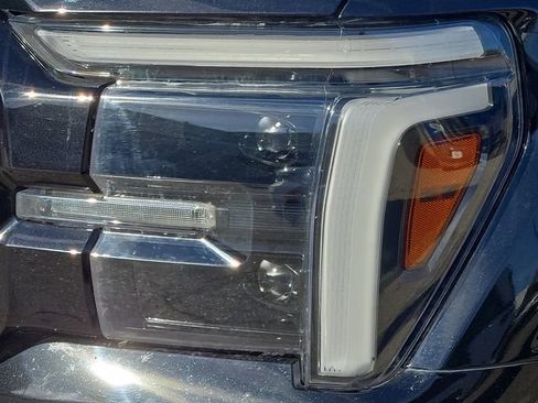 Used 2024 Ford F150 Lariat w/ Bed Utility Package image 8