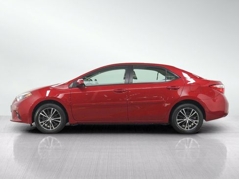 Used 2016 Toyota Corolla LE w/ Body Protection Package #1 FWD image 2