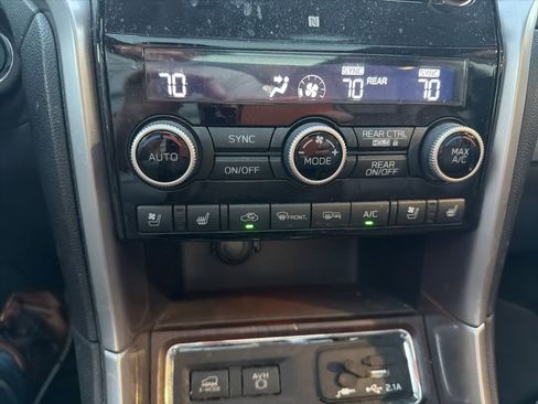 Used 2020 Subaru Ascent Touring w/ Popular Package #3 image 19