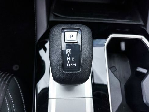 New 2025 Mitsubishi Outlander ES image 18