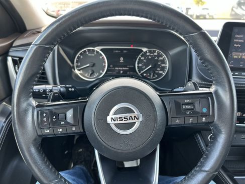 Used 2021 Nissan Rogue SL AWD/4WD image 25