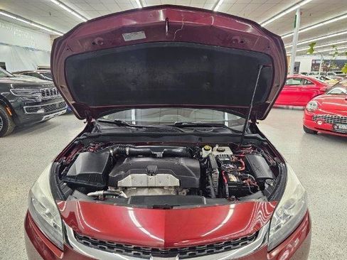 Used 2015 Chevrolet Malibu LT FWD image 39