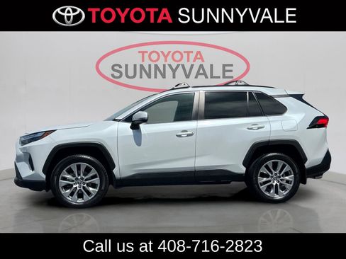 Used 2023 Toyota RAV4 XLE Premium FWD image 6