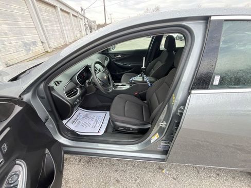 Used 2024 Chevrolet Malibu LT image 11