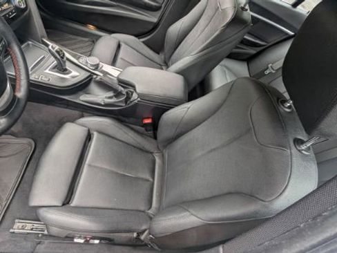 Used 2018 BMW 330i xDrive Sedan AWD/4WD image 16