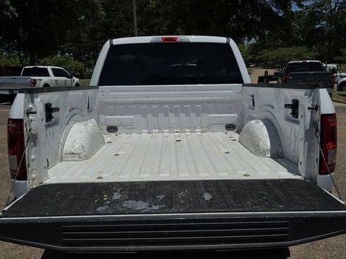 Used 2016 Ford F150 XLT AWD/4WD image 20