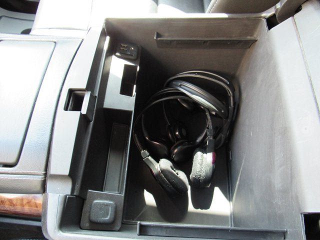 Used 2015 Chevrolet Suburban LTZ AWD/4WD image 26