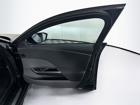 Used 2024 Lucid Air Pure image 32