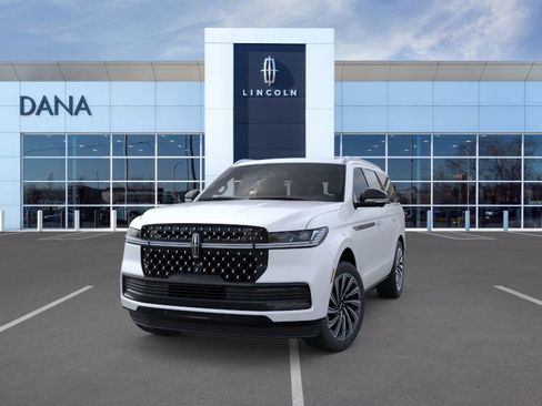New 2026 Lincoln Navigator Black Label AWD/4WD image 2
