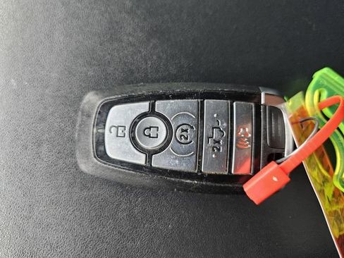 Used 2022 Ford F250 Platinum image 35