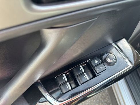 Used 2023 MAZDA CX-9 Touring image 30