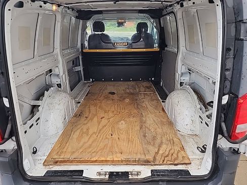 Used 2017 Mercedes-Benz Metris image 15