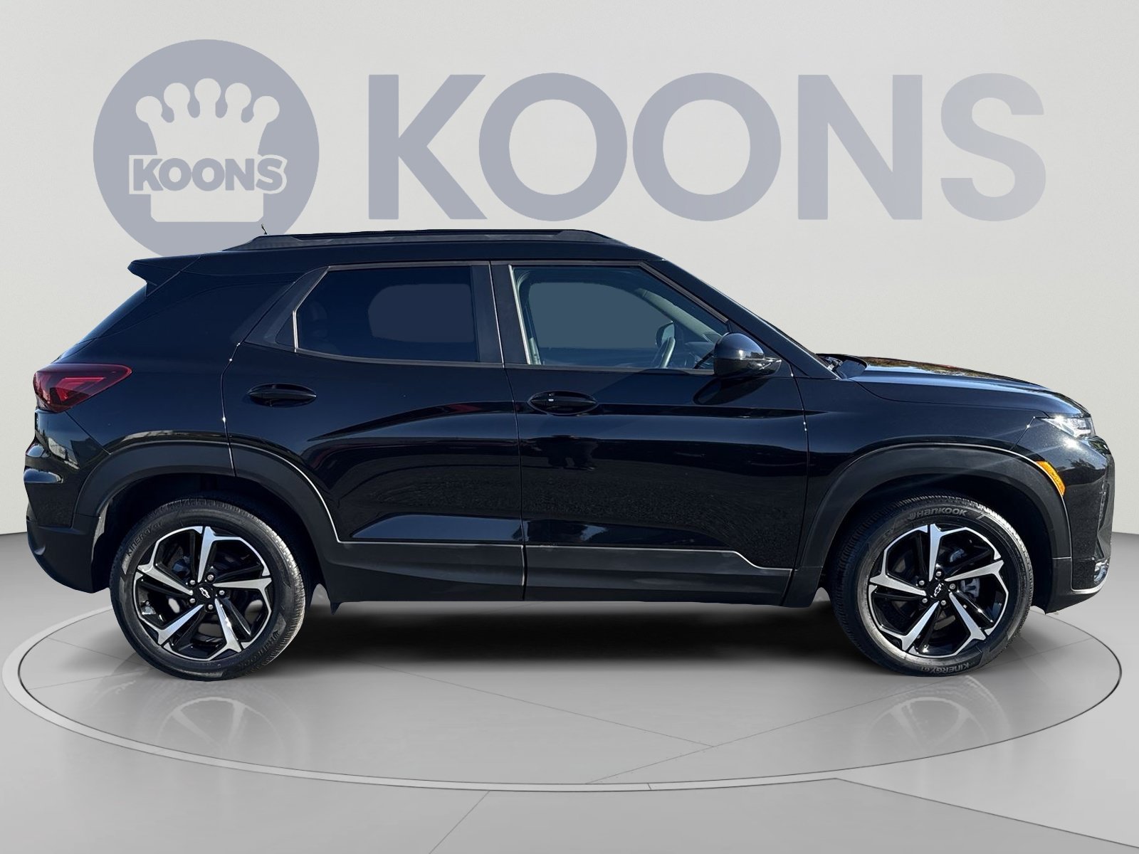 Used 2021 Chevrolet TrailBlazer RS w/ Sun and Liftgate Package AWD/4WD image 12