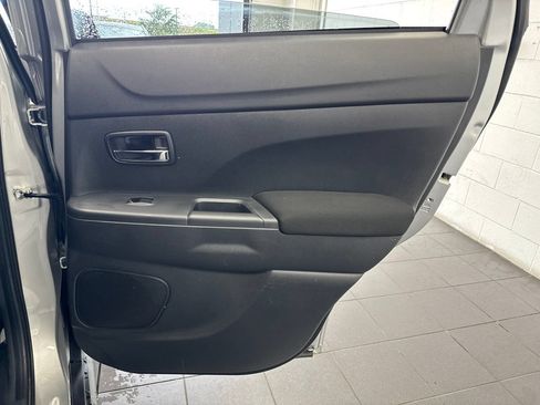 Used 2025 Mitsubishi Outlander Sport ES AWD/4WD image 44