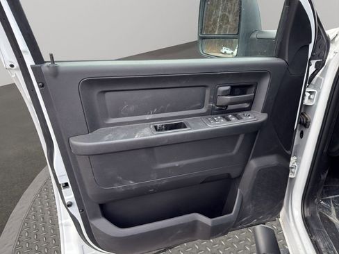 Used 2025 RAM 2500 Tradesman w/ Safety Group image 19