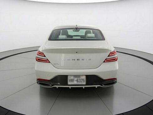 Used 2025 Genesis G70 2.5T image 7