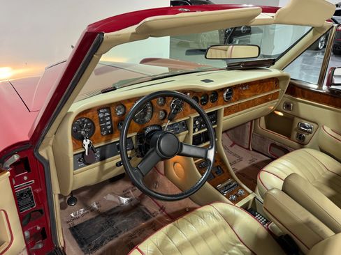 Used 1988 Rolls-Royce Corniche II image 32