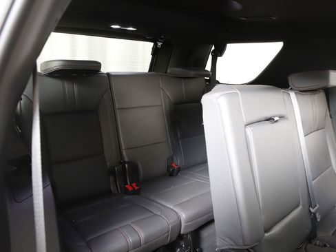 Used 2023 Chevrolet Tahoe RST AWD/4WD image 11