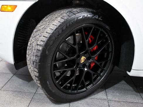 Used 2018 Porsche Macan GTS image 7