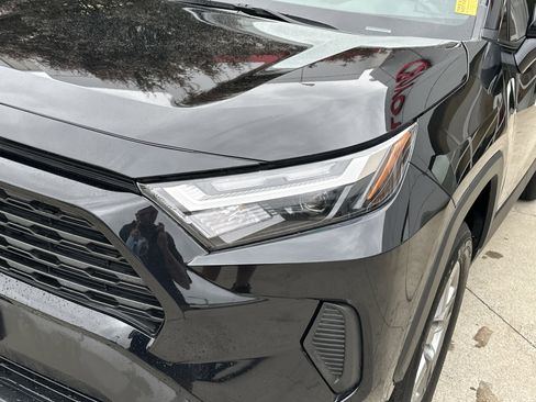 Used 2024 Toyota RAV4 LE AWD/4WD image 11