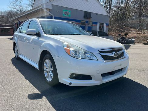 Used 2012 Subaru Legacy 2.5i Premium w/ All-Weather Pkg image 7
