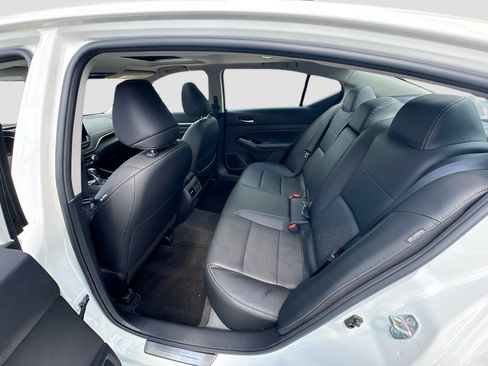 Used 2023 Nissan Altima 2.5 SL AWD/4WD image 25