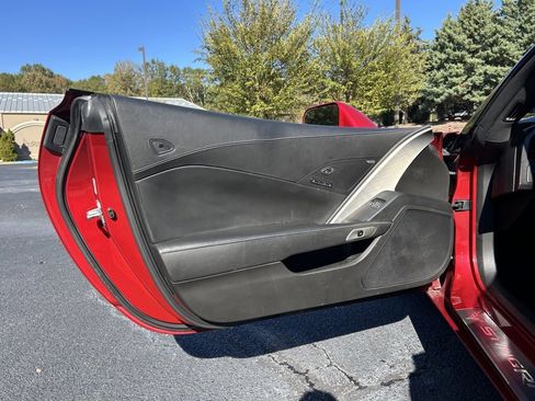 Used 2014 Chevrolet Corvette Z51 w/ 3LT Preferred Equipment Group image 54