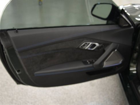 Used 2025 BMW Z4 M40i w/ Premium Package image 33