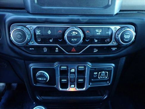 Used 2020 Jeep Wrangler Unlimited Sport S image 17