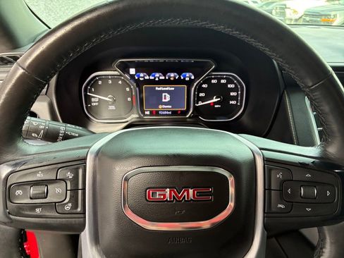 Used 2021 GMC Yukon SLT w/ SLT Luxury Plus Package image 11