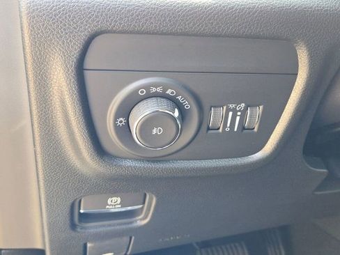 New 2025 Jeep Grand Cherokee L Limited image 28