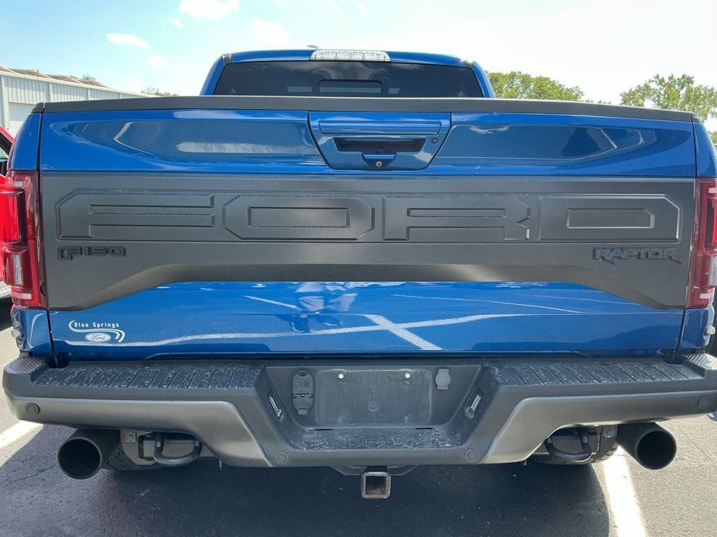 Used 2018 Ford F150 Raptor w/ Equipment Group 802A Luxury AWD/4WD image 5