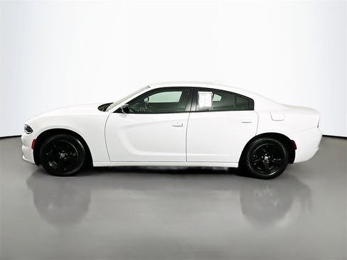 Used 2023 Dodge Charger SXT image 4