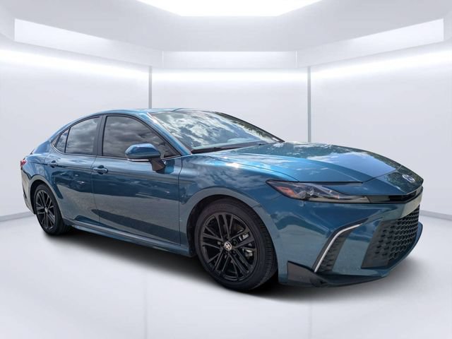 Used 2026 Toyota Camry SE w/ Multimedia Upgrade Package FWD image 1