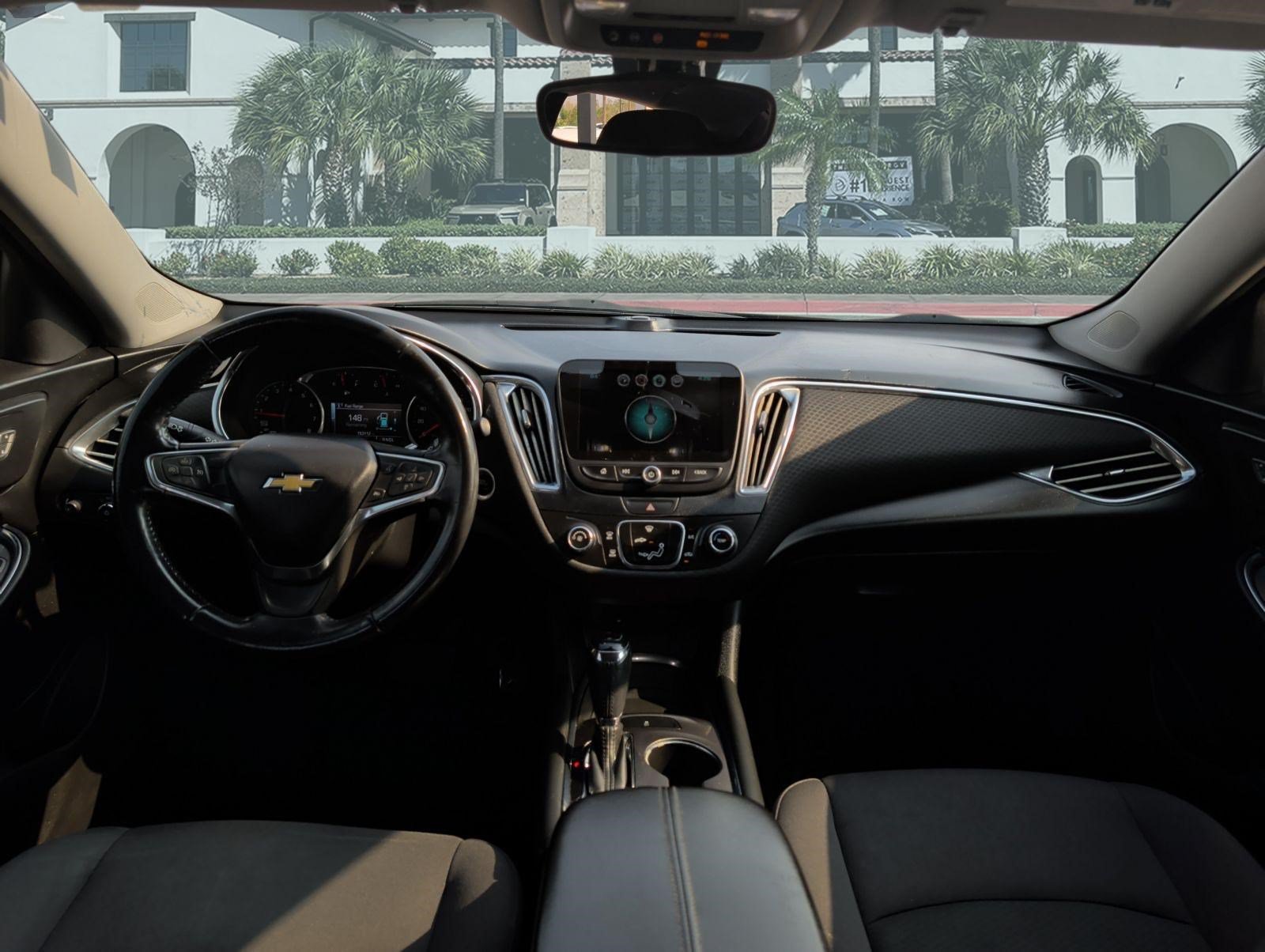 Used 2017 Chevrolet Malibu LT FWD image 26