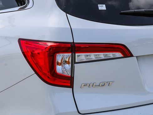 Used 2021 Honda Pilot Special Edition image 10