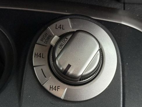 Used 2019 Toyota 4Runner Limited AWD/4WD image 22
