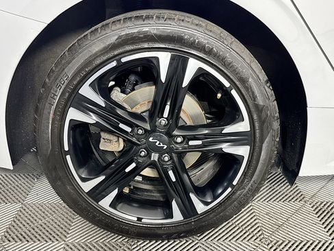 Used 2023 Kia K5 GT-Line FWD image 32