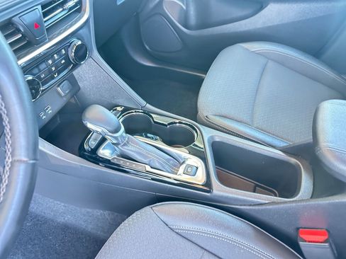 Used 2025 Buick Encore GX Preferred image 41