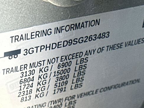 Used 2025 GMC Sierra 1500 SLT RWD image 30