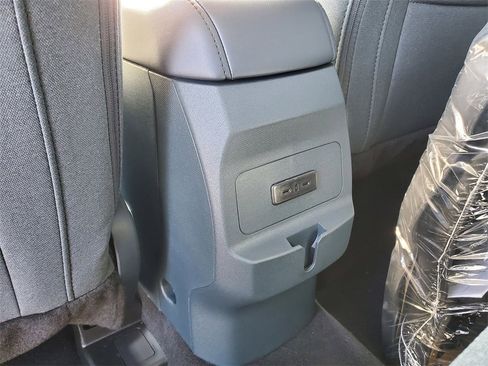 New 2025 Ford Maverick XLT image 28