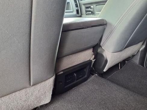 Used 2018 RAM 2500 Tradesman w/ Chrome Appearance Group AWD/4WD image 10