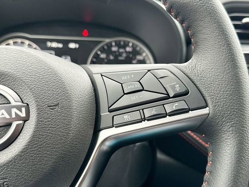 Used 2025 Nissan Versa SR w/ Trunk Package image 15