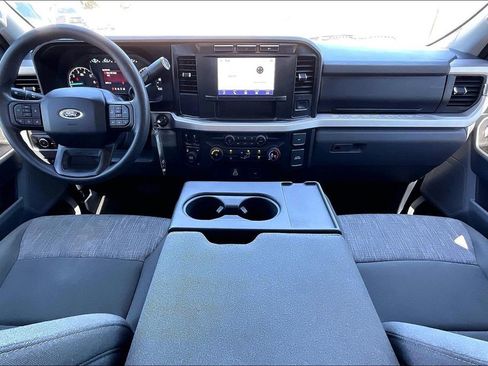 Used 2023 Ford F250 XLT image 7