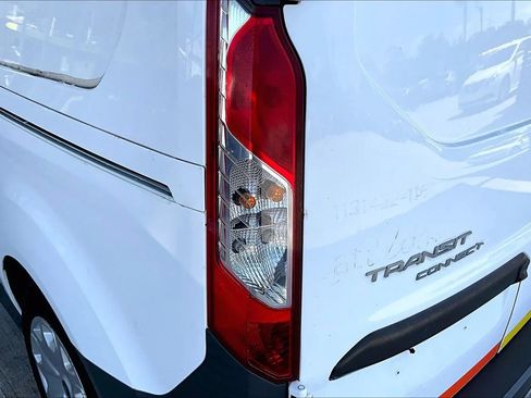 Used 2016 Ford Transit Connect XL FWD image 19